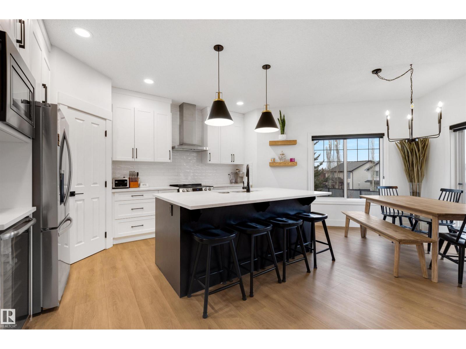 1322 Malone Pl Nw, Edmonton, Alberta  T6R 0G6 - Photo 8 - E4482503