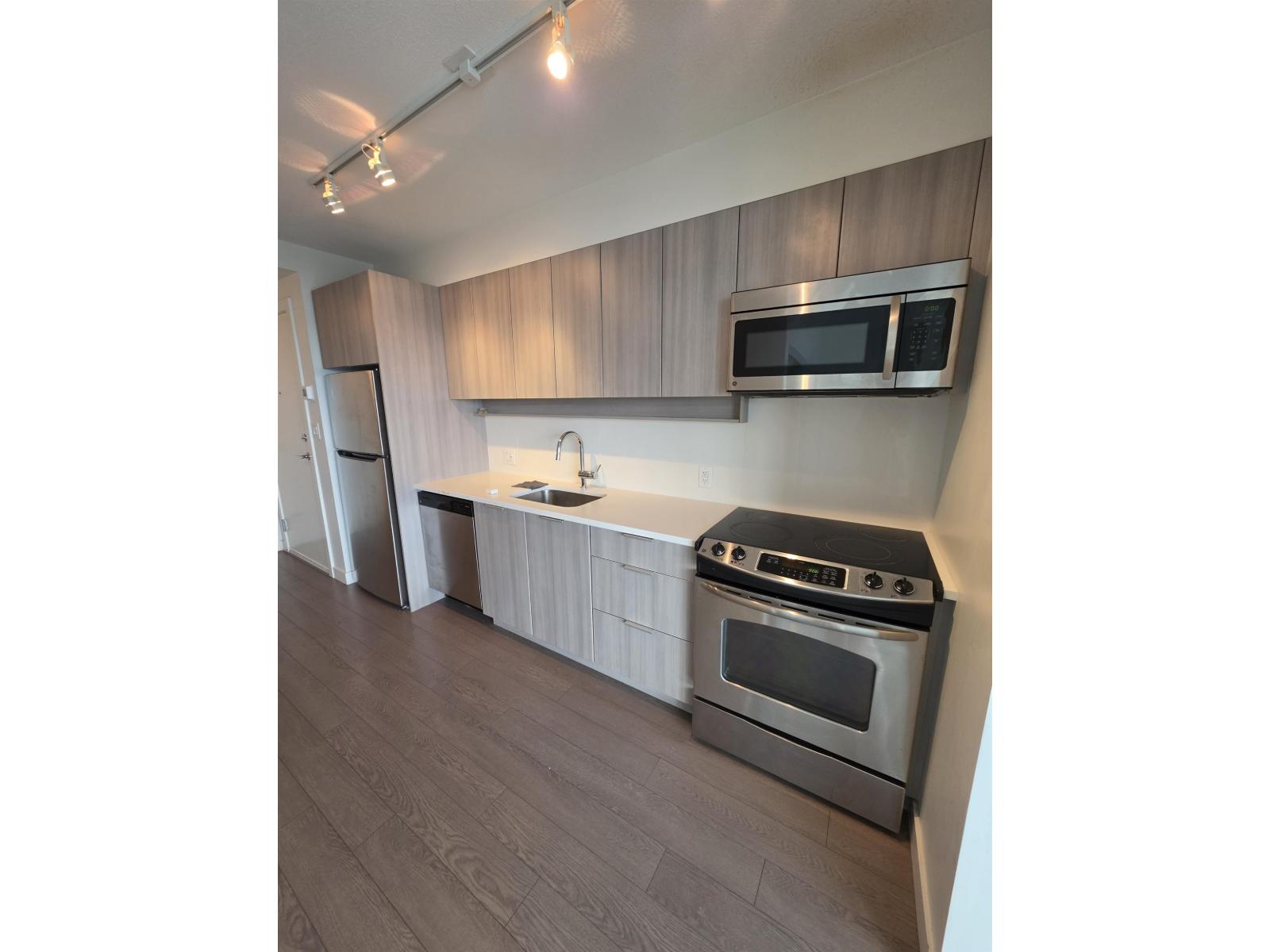 3008 13308 Central Avenue, Surrey, British Columbia  V3T 0M4 - Photo 7 - R3099553