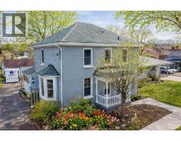 18 KAY Street, cambridge, Ontario