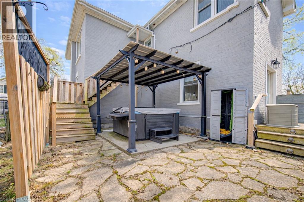 18 Kay Street, Cambridge, Ontario  N1S 2T6 - Photo 6 - 40821351