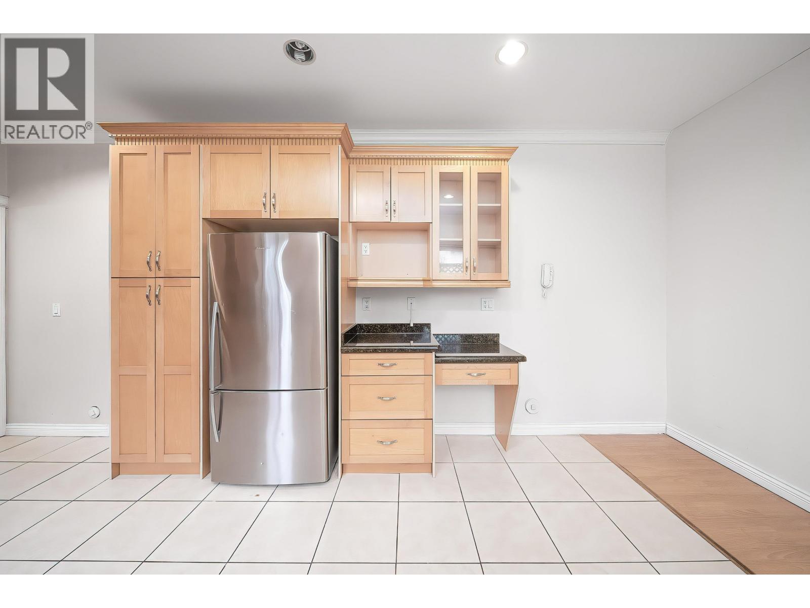 7431 14th Avenue, Burnaby, British Columbia  V3N 1Z8 - Photo 10 - R3110840