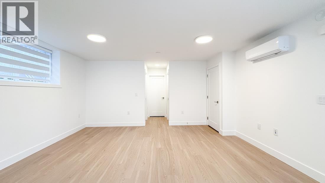 4265 Macdonald Avenue, Burnaby, British Columbia  V5G 4V9 - Photo 28 - R3112167