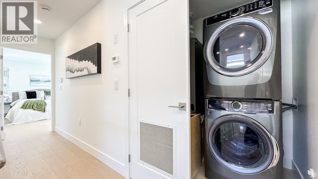 4265 Macdonald Avenue, Burnaby, British Columbia  V5G 4V9 - Photo 27 - R3112167