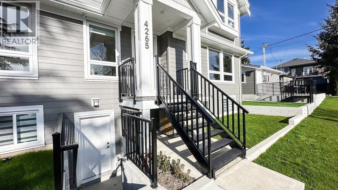 4265 Macdonald Avenue, Burnaby, British Columbia  V5G 4V9 - Photo 2 - R3112167