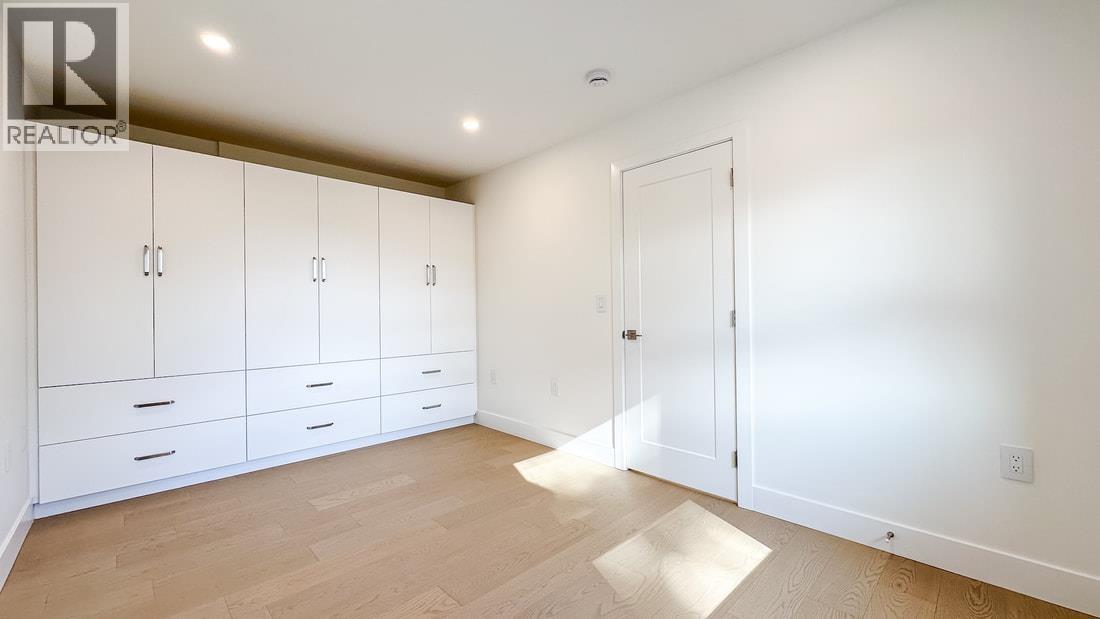 4265 Macdonald Avenue, Burnaby, British Columbia  V5G 4V9 - Photo 21 - R3112167