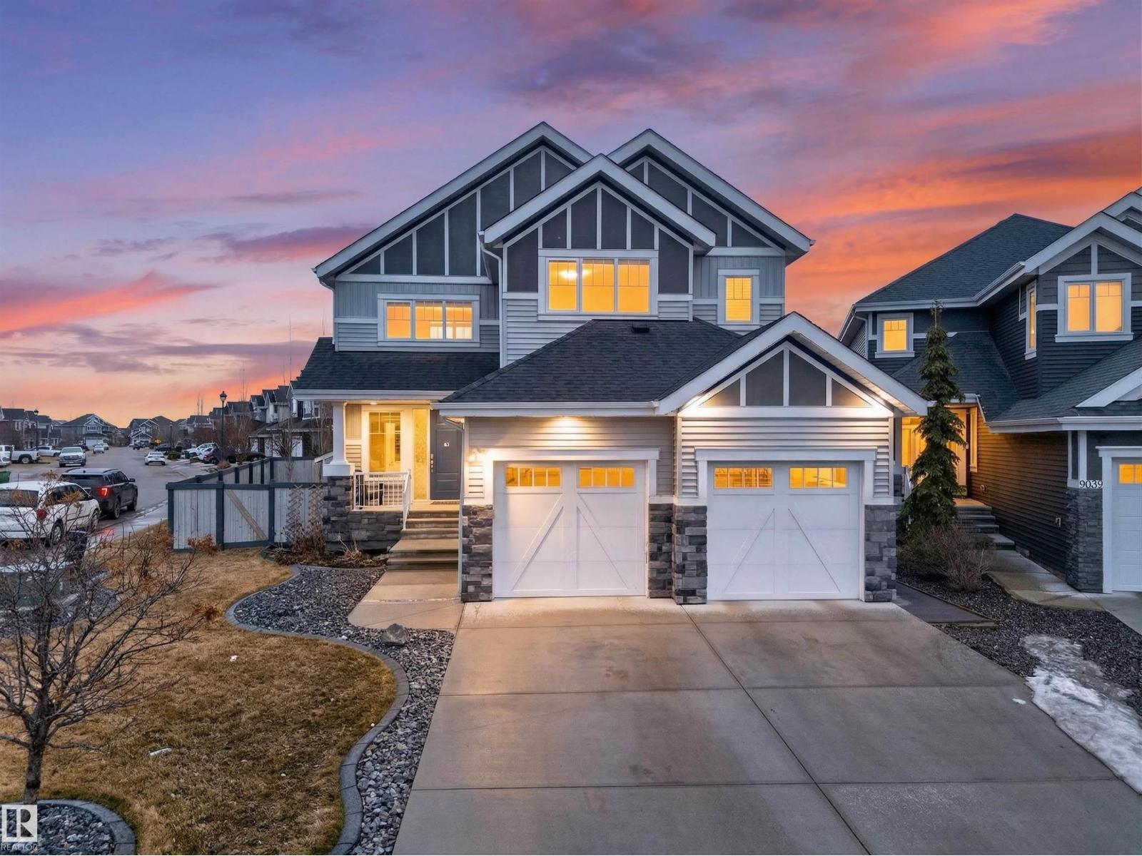 9037 24 AV SW, edmonton, Alberta