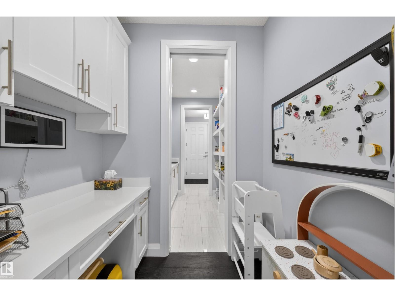 9037 24 Av Sw, Edmonton, Alberta  T6X 2C4 - Photo 29 - E4482507