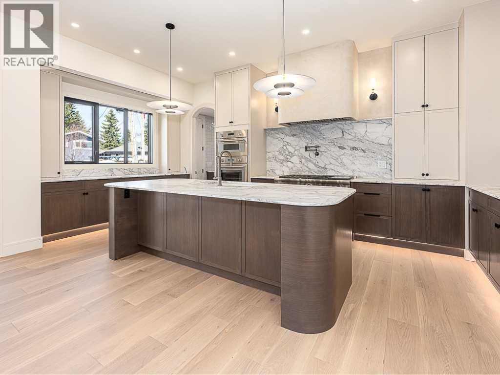 15 42 Street Sw, Calgary, Alberta  T3C 1Y2 - Photo 12 - A2276766