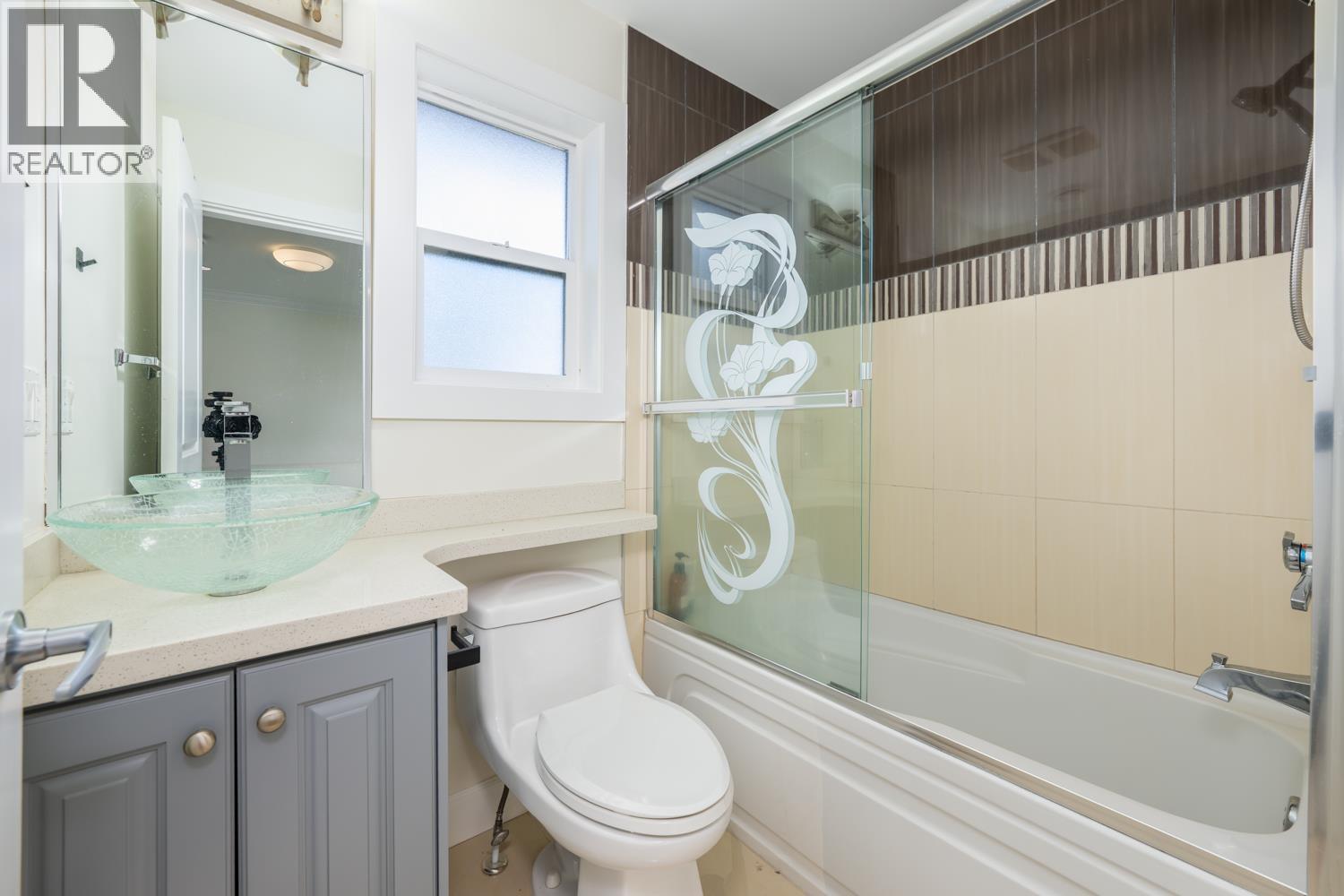 4215 Watling Street, Burnaby, British Columbia  V5J 1V4 - Photo 18 - R3111451