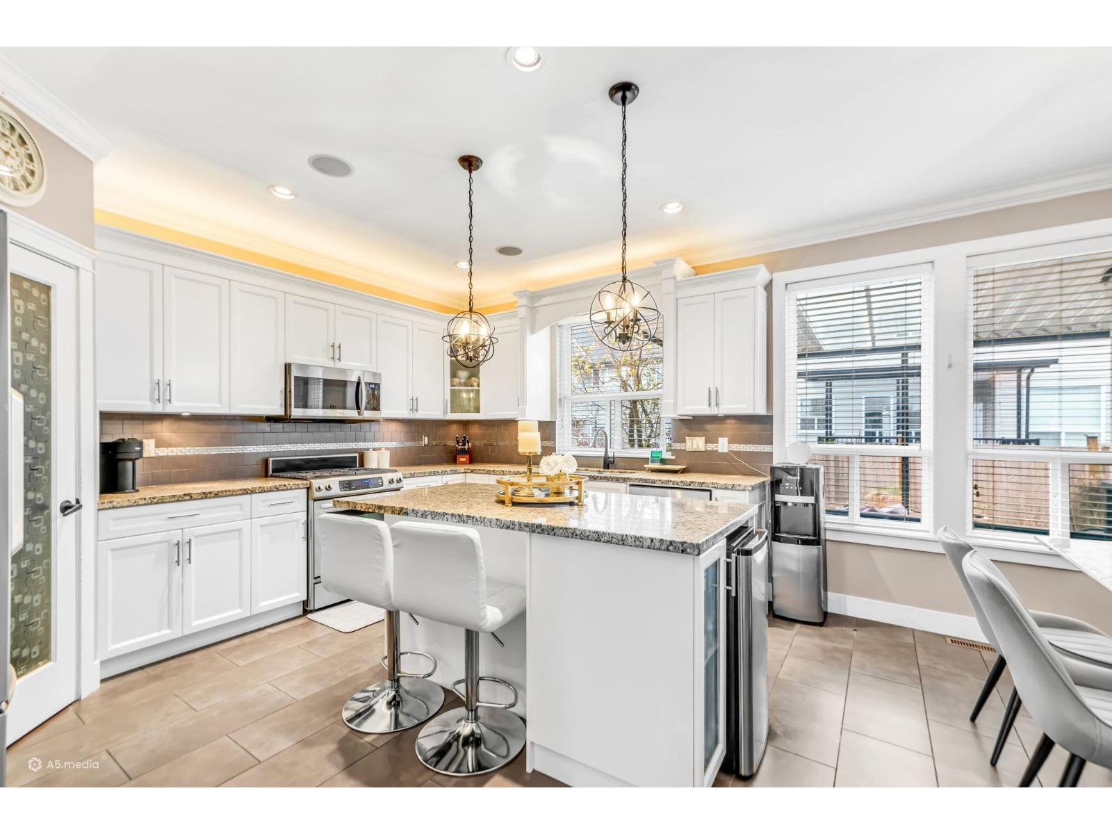 6082 145a Street, Surrey, British Columbia  V3S 4R6 - Photo 7 - R3112079