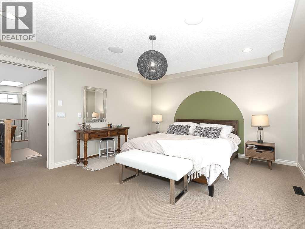 195 Royal Birkdale Crescent Nw, Calgary, Alberta  T3G 5R7 - Photo 21 - A2296381