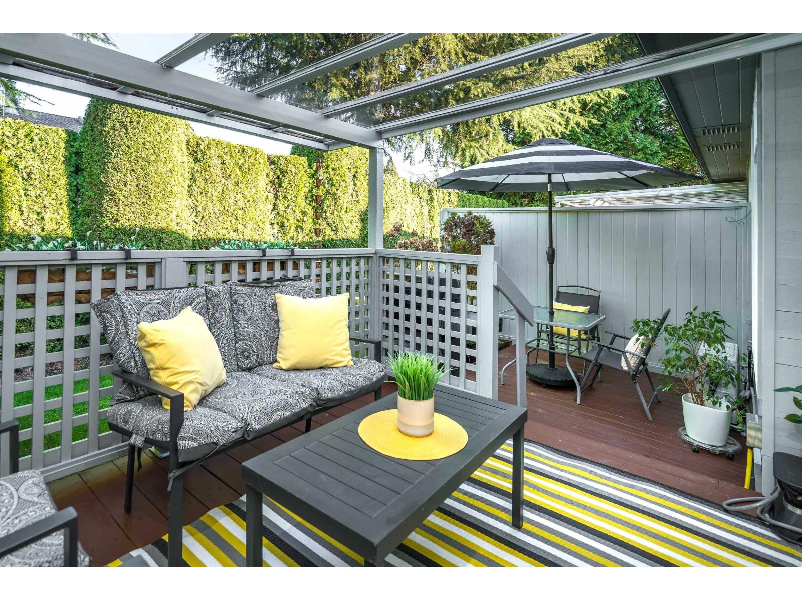 2 14223 18a Avenue, Surrey, British Columbia  V4A 7N8 - Photo 2 - R3089319