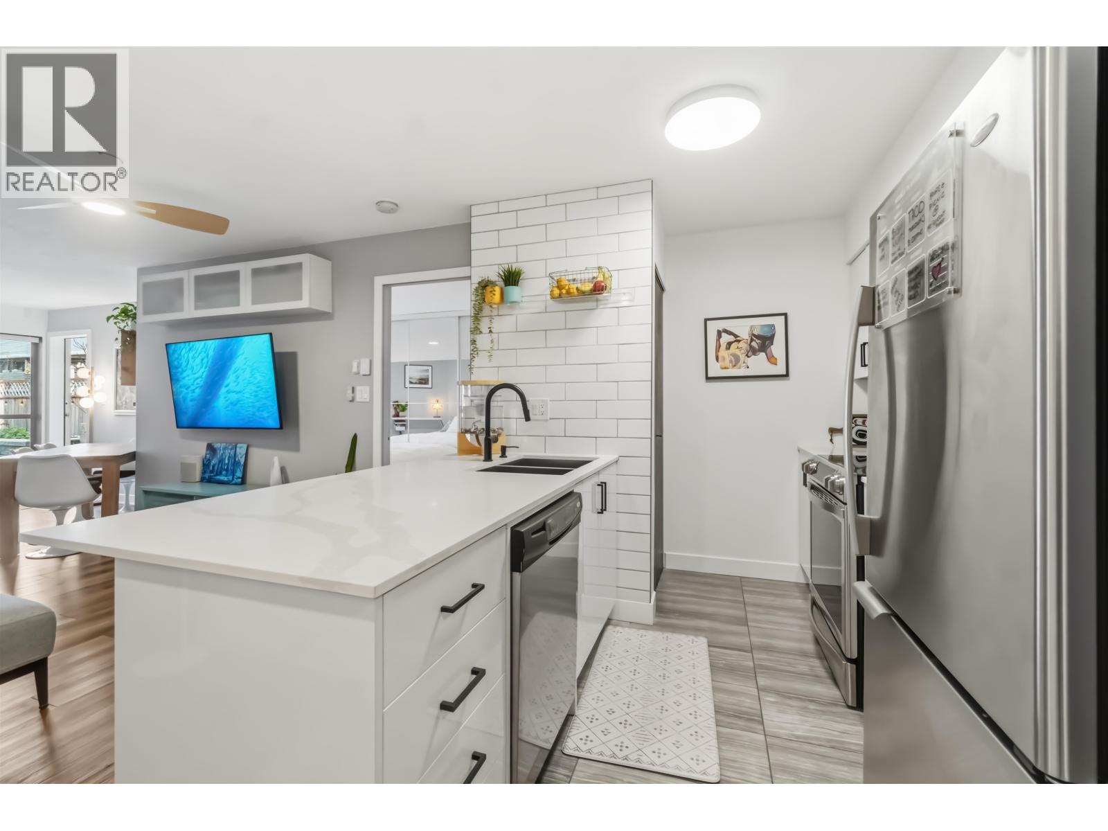 110 189 E 16th Avenue, Vancouver, British Columbia  V5T 4R2 - Photo 12 - R3105432