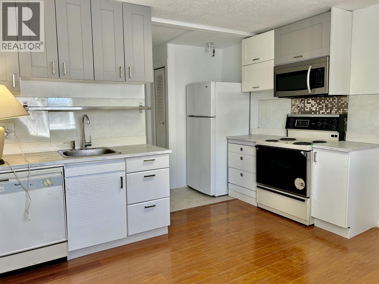 1544 W 68th Avenue, Vancouver, British Columbia  V6P 2V5 - Photo 25 - R3111806