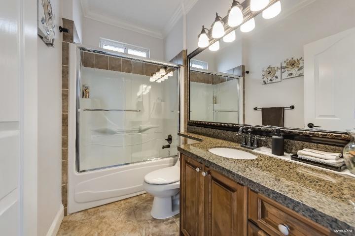 7506 143c Street, Surrey, British Columbia  V3W 1S2 - Photo 6 - R3112061