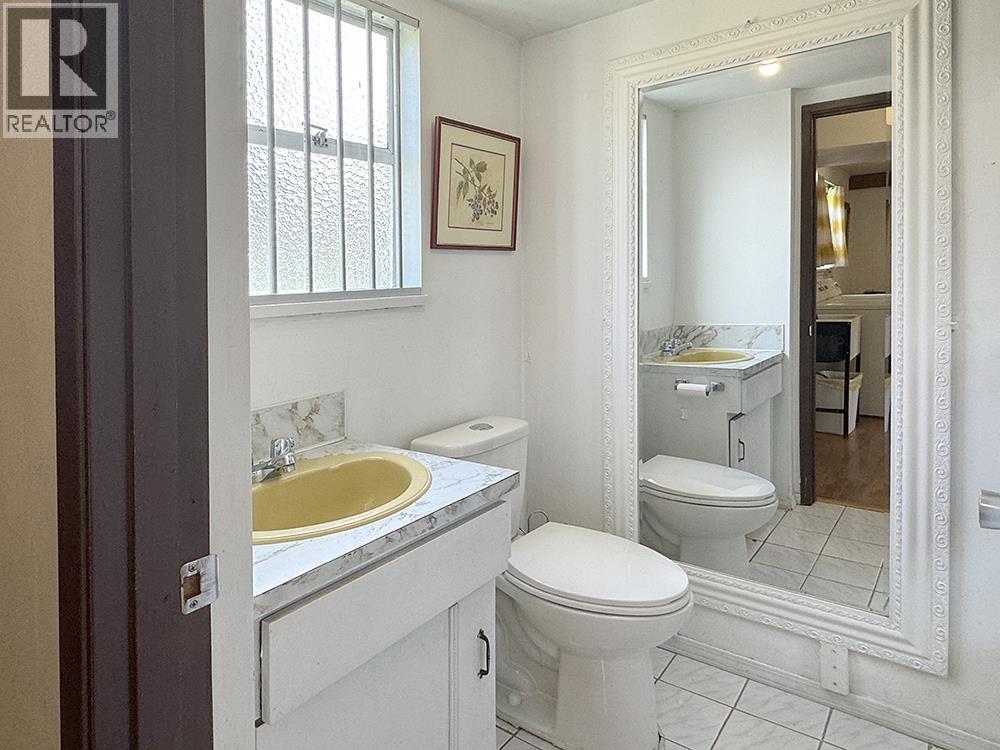 10844 Springmont Gate, Richmond, British Columbia  V7E 1Y4 - Photo 19 - R3110705