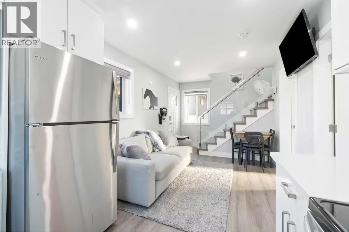 2984 Kitchener Street, Vancouver, British Columbia  V5K 3E5 - Photo 17 - R3111994