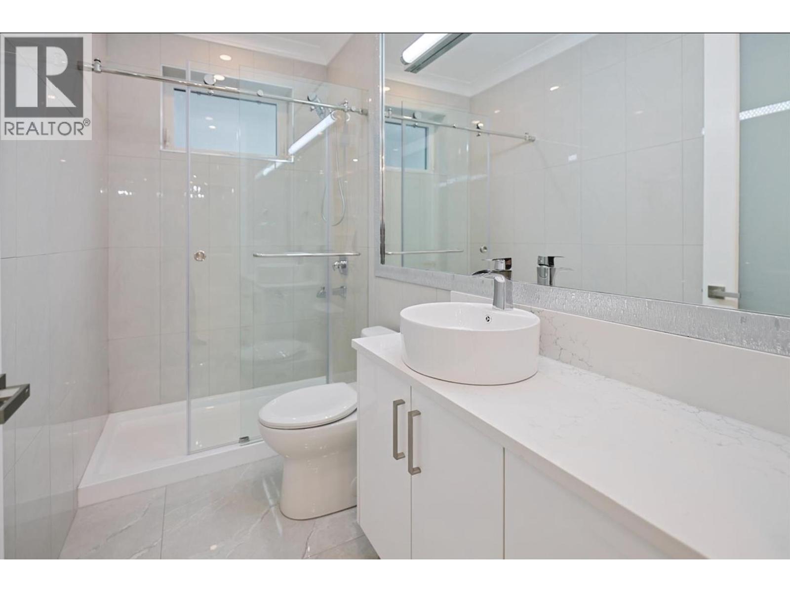 2984 Kitchener Street, Vancouver, British Columbia  V5K 3E5 - Photo 9 - R3111994