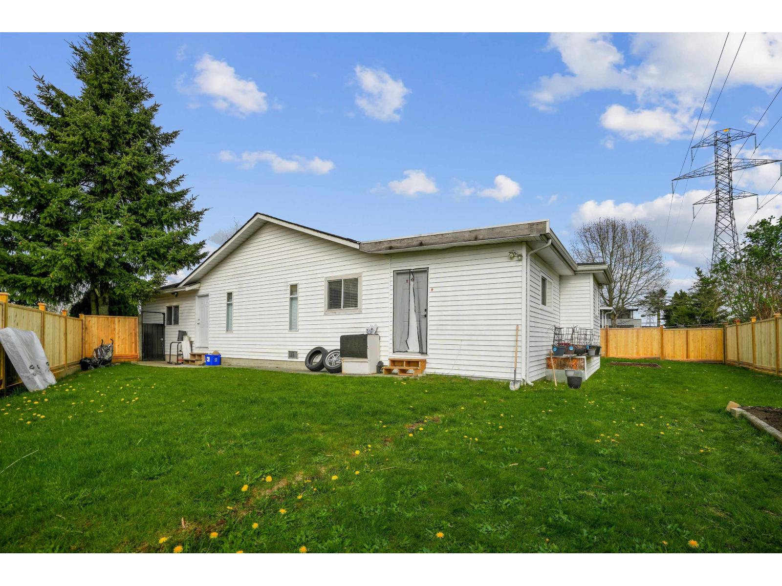 7387 123 Street, Surrey, British Columbia  V3W 5S3 - Photo 3 - R3112162