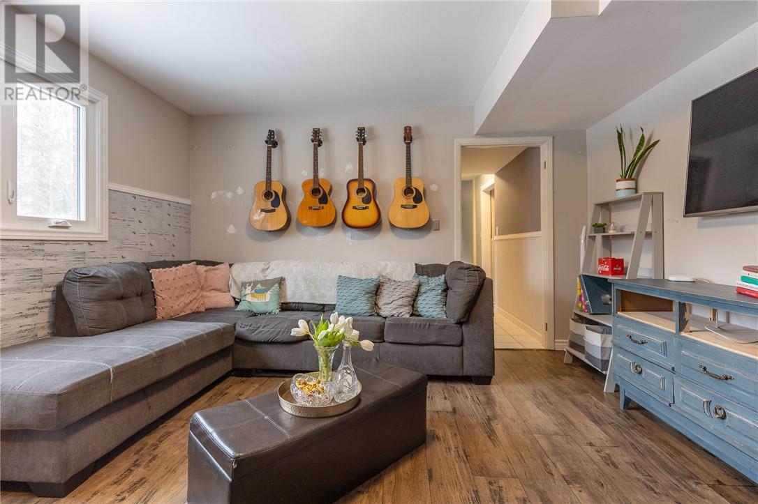 25 Goodman Avenue, Espanola, Ontario  P5E 1A5 - Photo 17 - 2127128