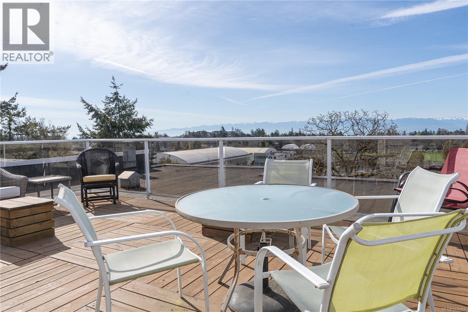 404 614 Fernhill Pl, Esquimalt, British Columbia  V9A 4Z1 - Photo 42 - 1030468