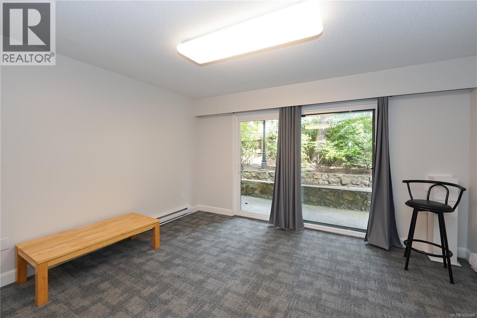 404 614 Fernhill Pl, Esquimalt, British Columbia  V9A 4Z1 - Photo 33 - 1030468