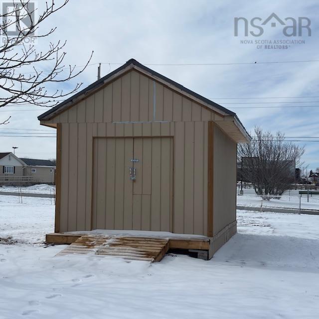 633 King Street, New Waterford, Nova Scotia  B1H 3Z2 - Photo 10 - 202606265