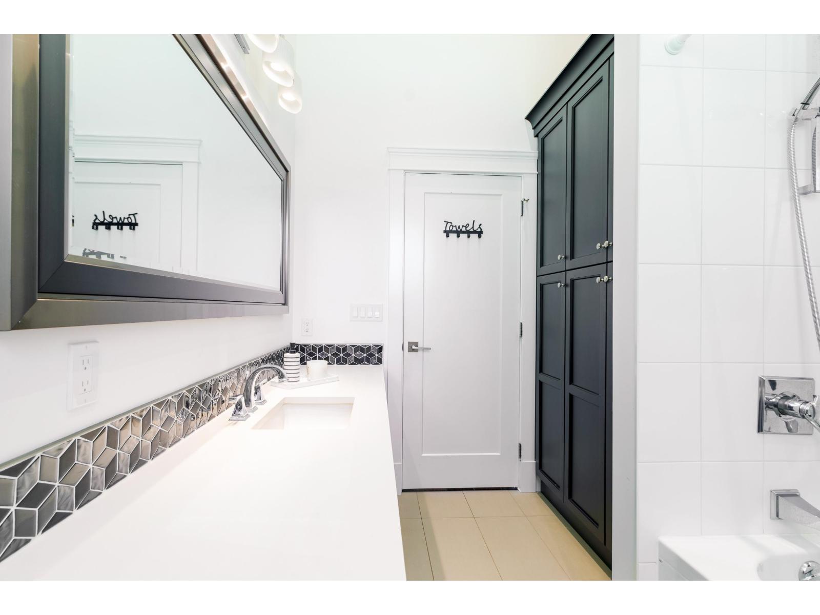 26258 60 Avenue, Langley, British Columbia V4W 1L2 - Photo 12 - R3112249