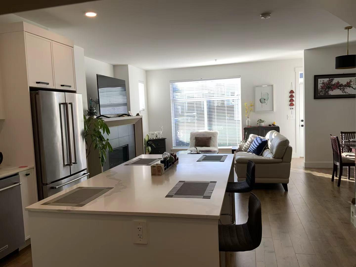 Upstair 19670 75 Ave, Langley, British Columbia  V2Y 3R9 - Photo 4 - R3112255