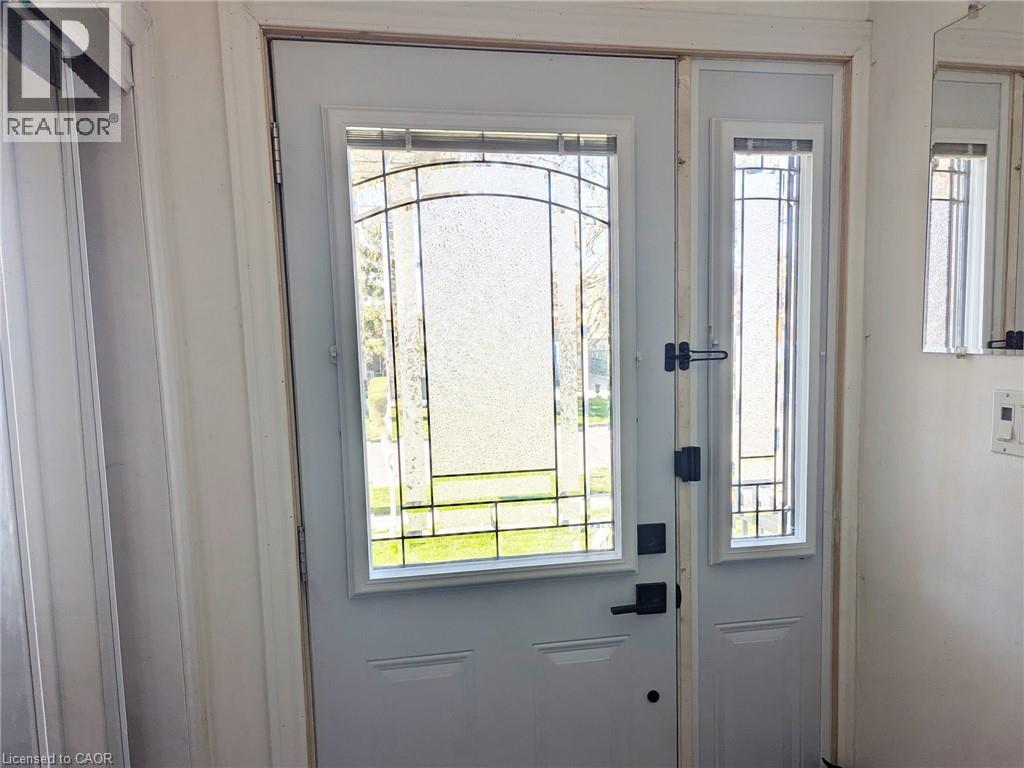 35 Marcia Avenue, Toronto, Ontario  M6B 2Y6 - Photo 9 - 40820951