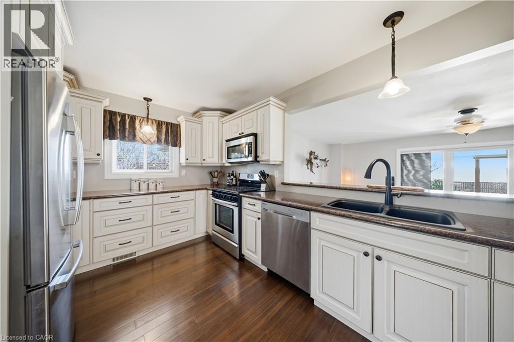 322 Hillcrest Road, Simcoe, Ontario  N3Y 4K1 - Photo 7 - 40820158