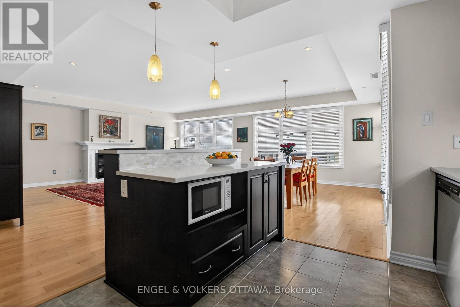 401 - 399 Bayrose Drive W, Ottawa, Ontario  K2J 5W3 - Photo 15 - X12745924