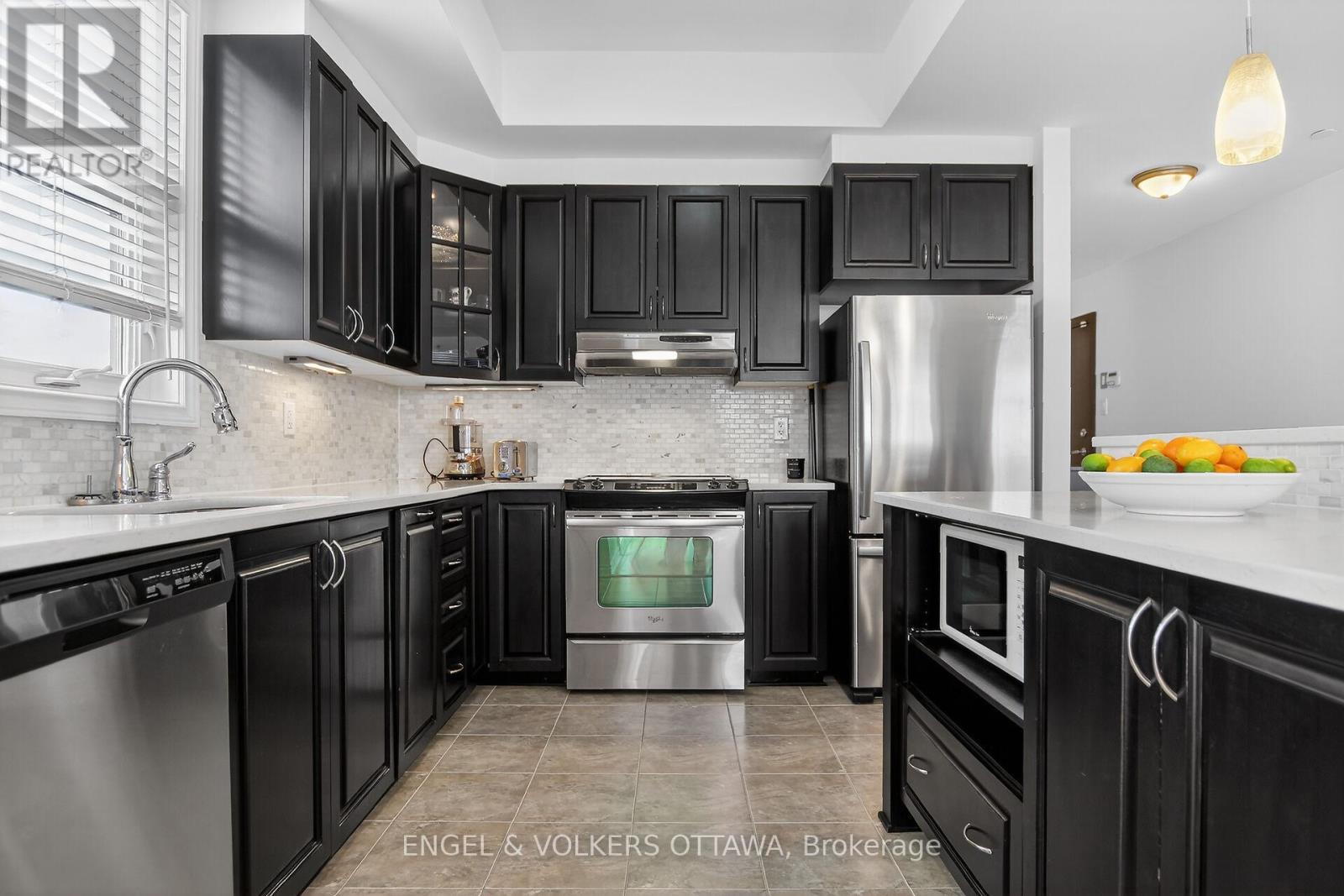 401 - 399 Bayrose Drive W, Ottawa, Ontario  K2J 5W3 - Photo 16 - X12745924