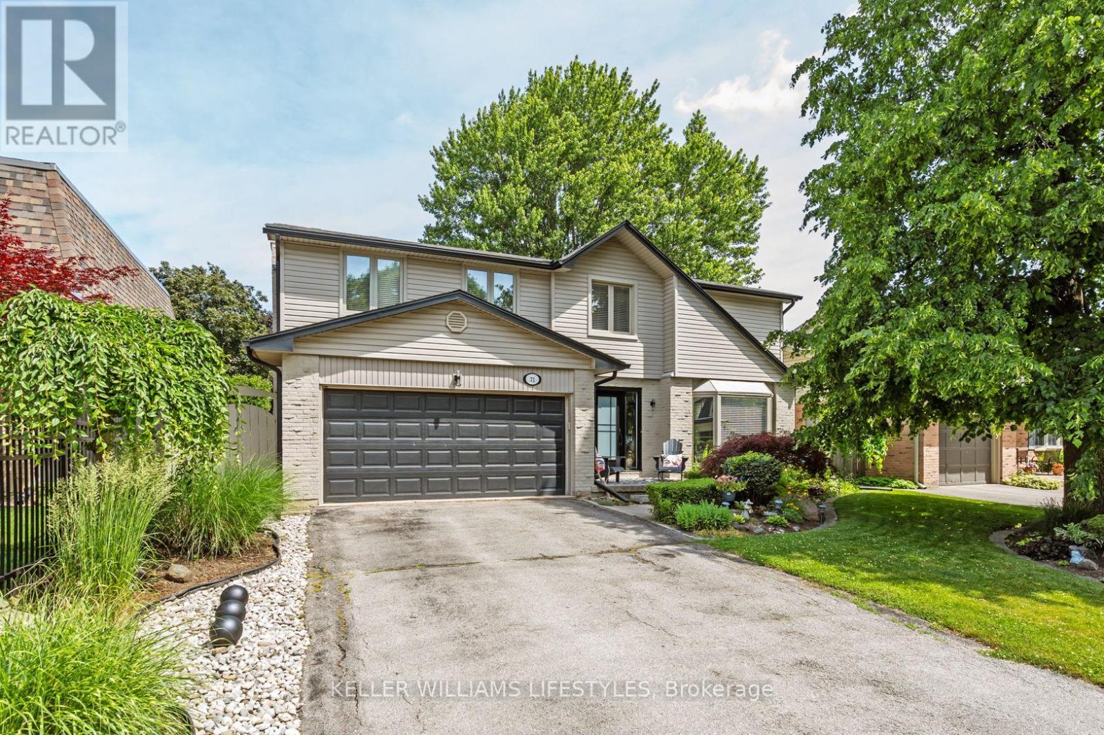 71 Blackthorne Crescent, London South, Ontario  N6J 4B3 - Photo 2 - X13005090