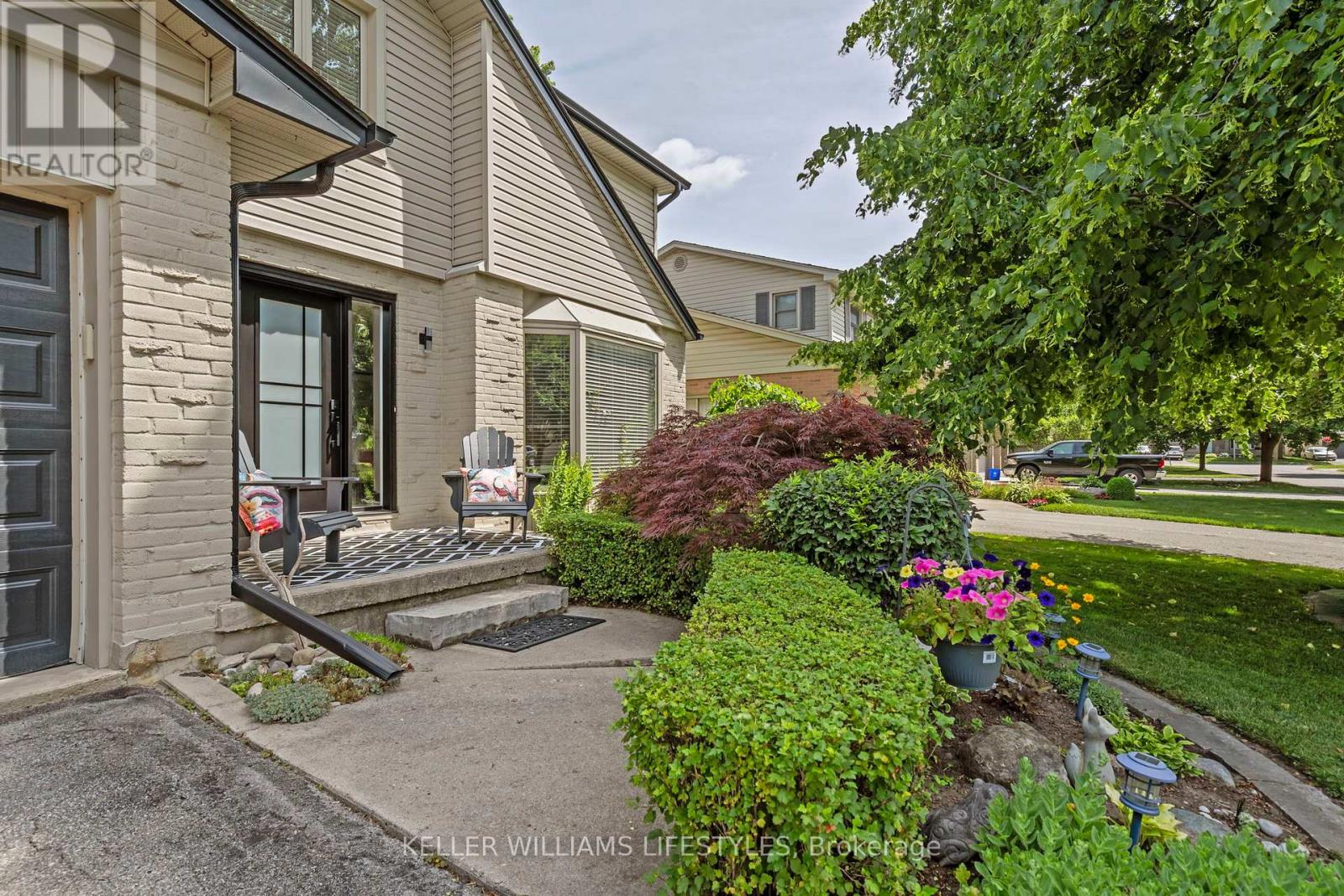 71 Blackthorne Crescent, London South, Ontario  N6J 4B3 - Photo 4 - X13005090