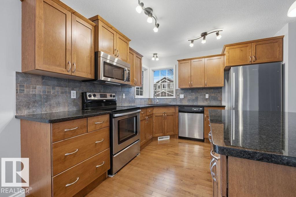 24 Sweetberry Cv, Leduc, Alberta  T9E 0L6 - Photo 11 - E4482513