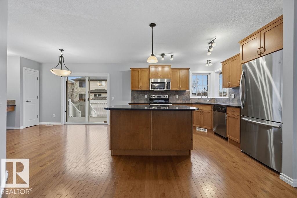 24 Sweetberry Cv, Leduc, Alberta  T9E 0L6 - Photo 8 - E4482513