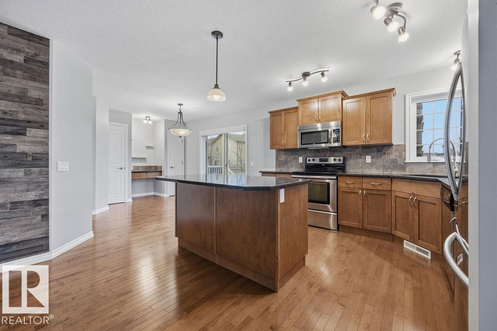 24 Sweetberry Cv, Leduc, Alberta  T9E 0L6 - Photo 9 - E4482513