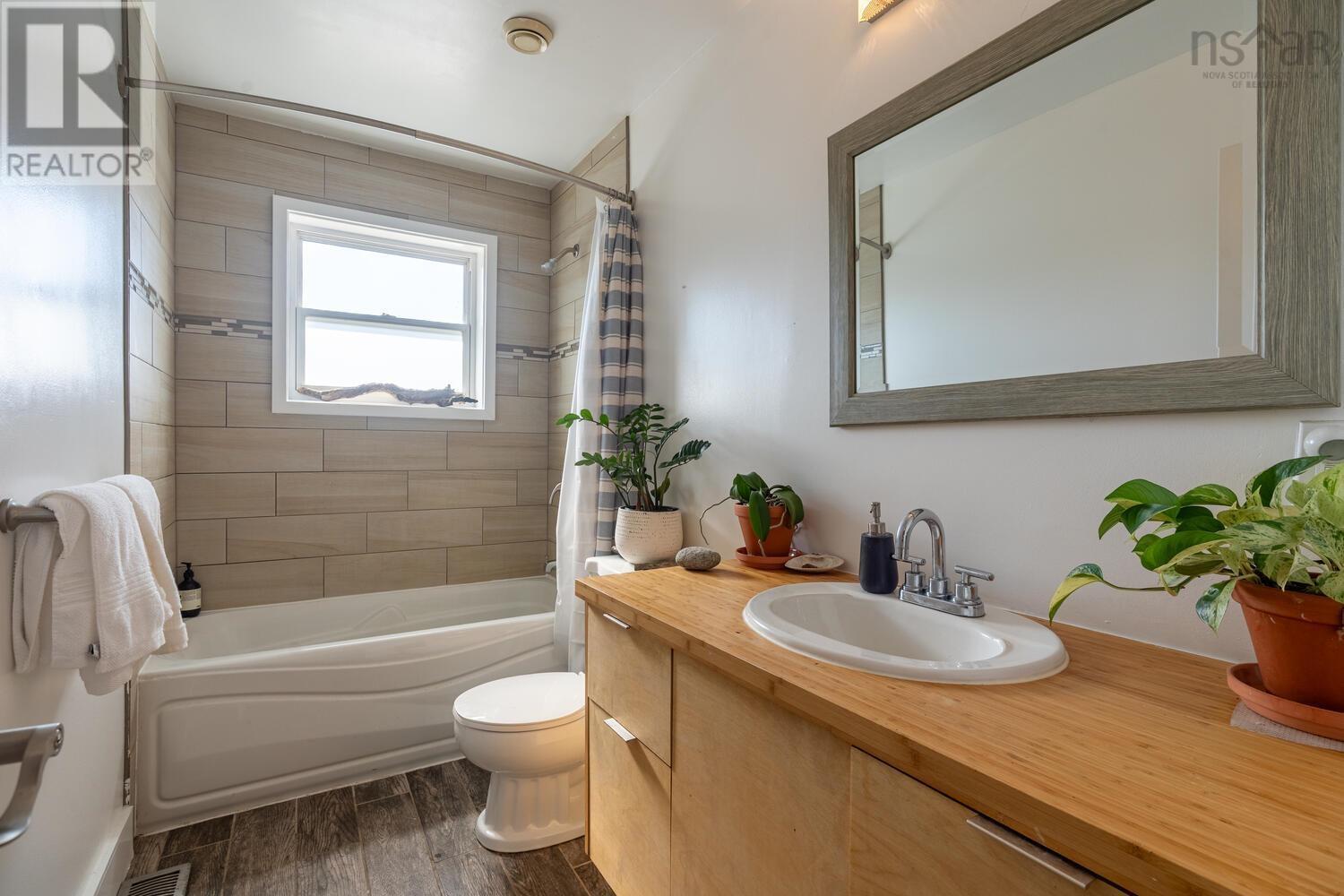 42 David Allen Drive, East Lawrencetown, Nova Scotia  B2Z 1N8 - Photo 18 - 202607536