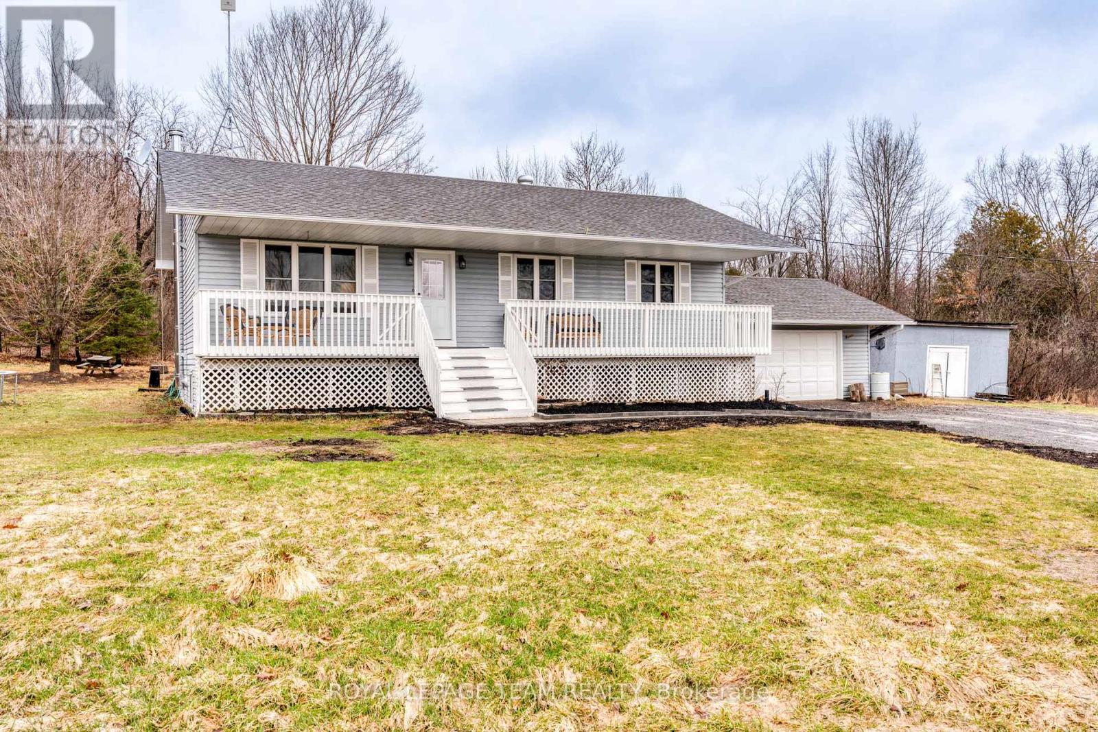 1255 OLD PERTH ROAD, Mississippi Mills, Ontario