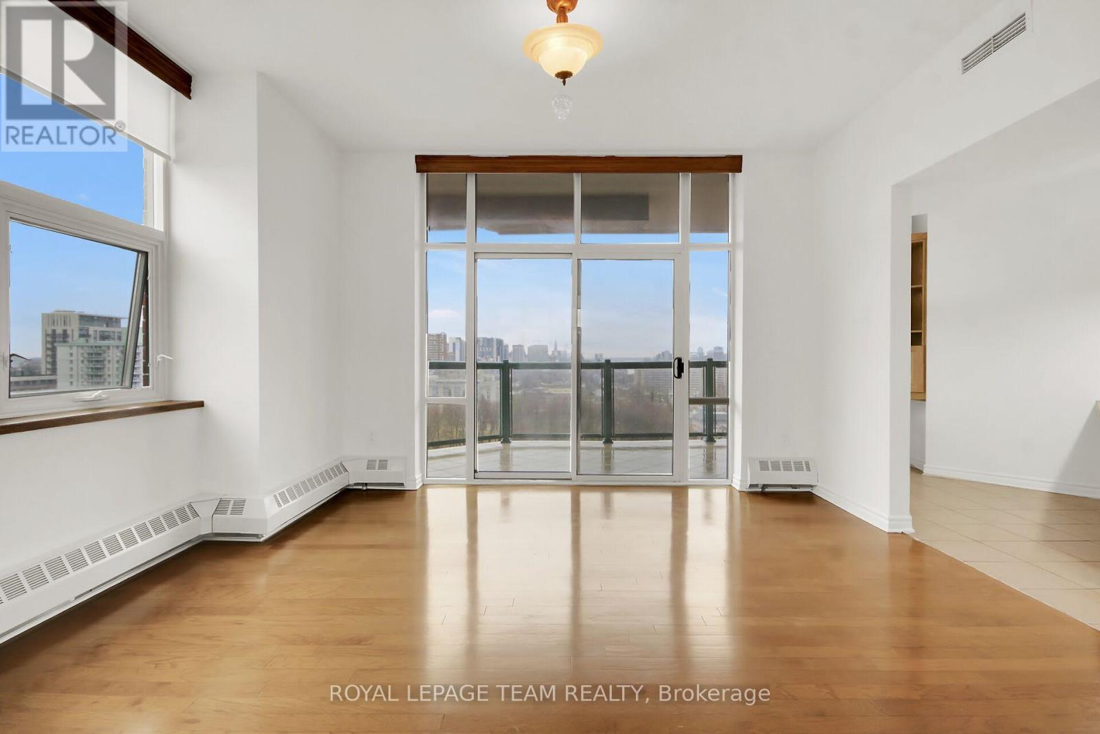 1104 - 131 Wurtemburg Street, Ottawa, Ontario  K1N 1J2 - Photo 14 - X13005082