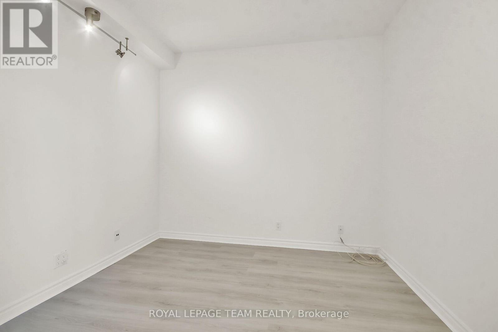 1104 - 131 Wurtemburg Street, Ottawa, Ontario  K1N 1J2 - Photo 24 - X13005082