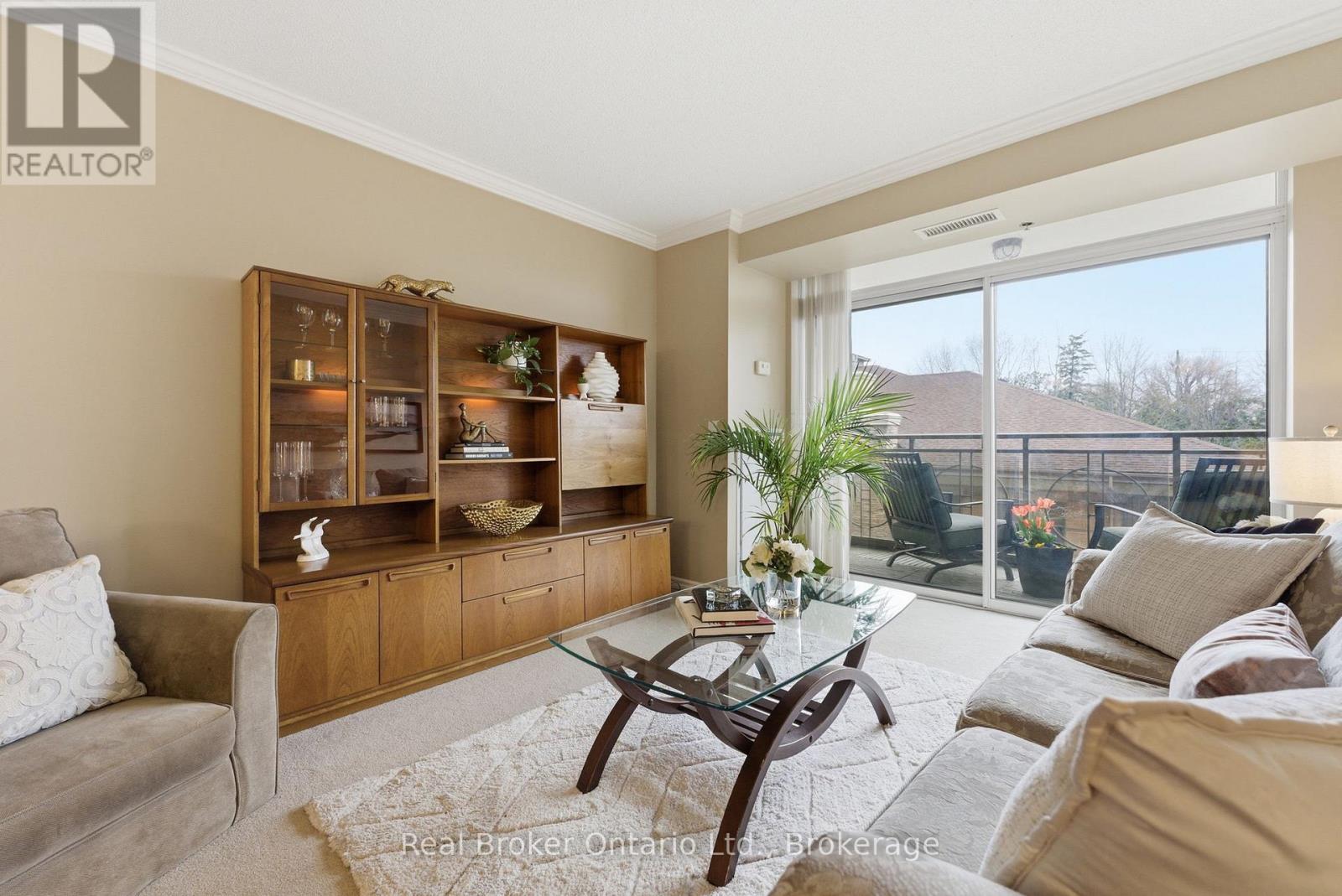 1217 - 100 Burloak Drive, Burlington, Ontario  L7L 6P6 - Photo 4 - W13005100