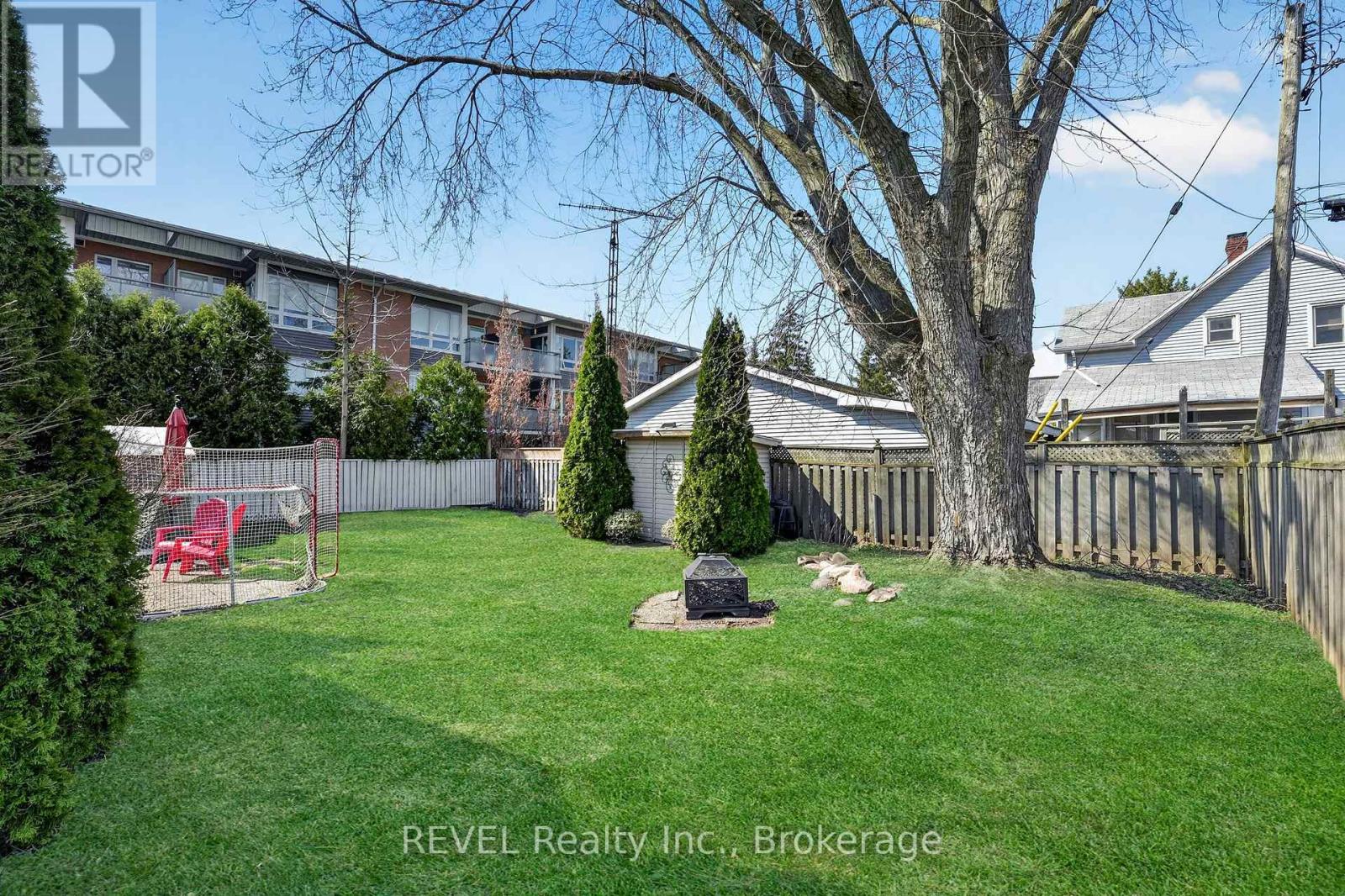 11 Tamarack Street, Welland, Ontario  L3C 4X6 - Photo 40 - X13005080