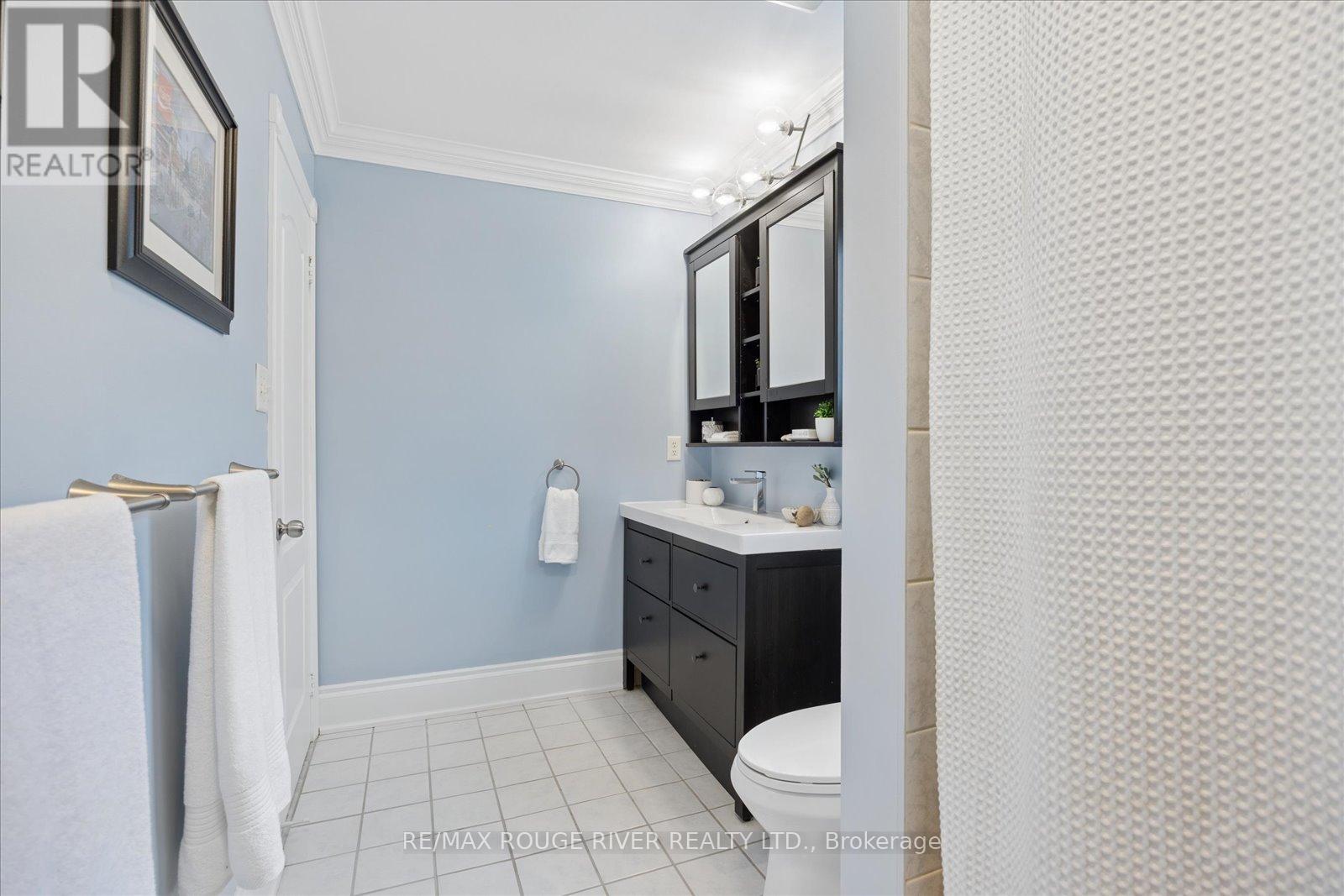 9 Elder Crescent, Whitby, Ontario L1M 2H5 - Photo 27 - E13005098