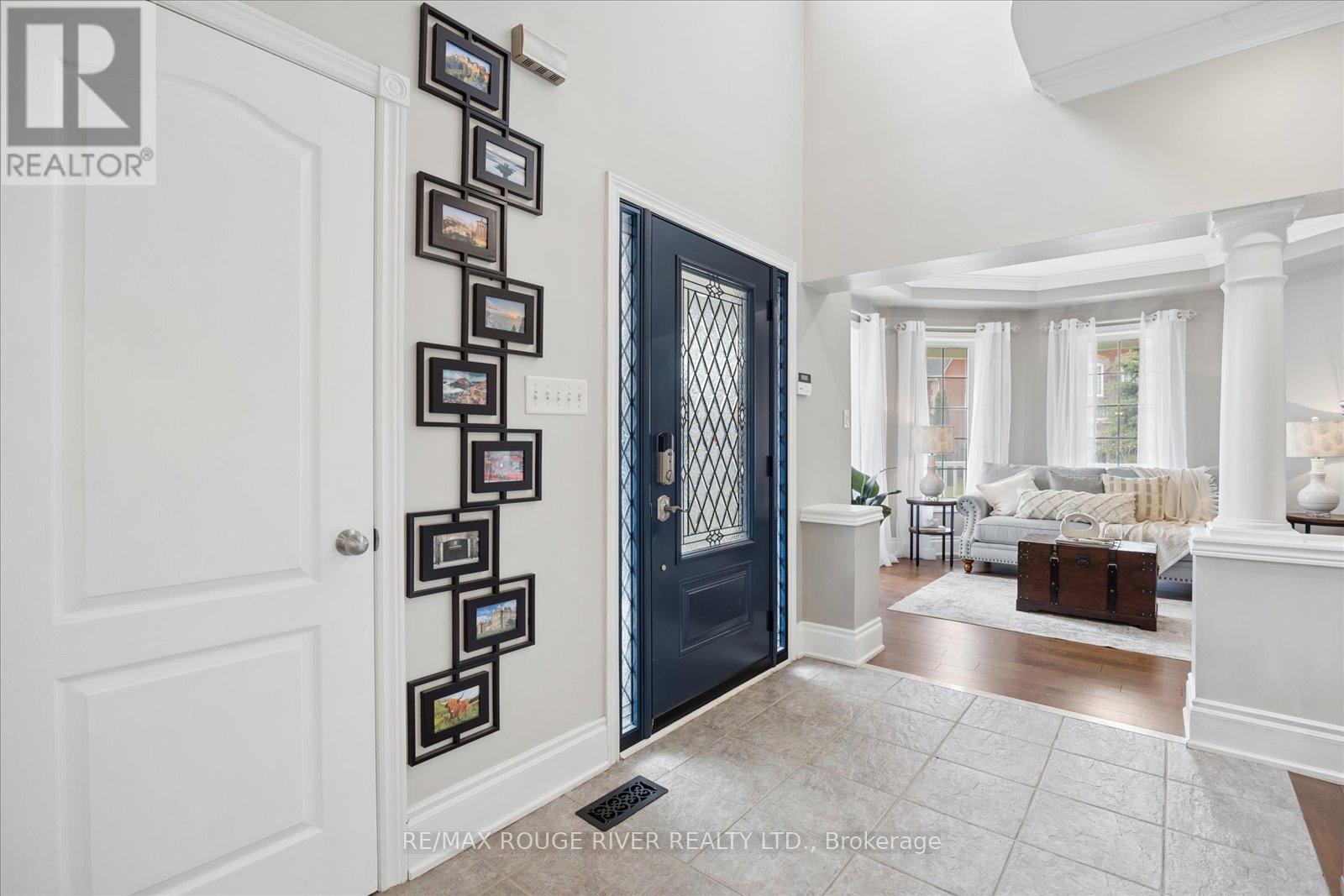 9 Elder Crescent, Whitby, Ontario L1M 2H5 - Photo 4 - E13005098