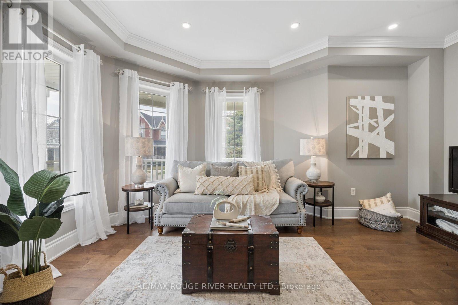 9 Elder Crescent, Whitby, Ontario L1M 2H5 - Photo 7 - E13005098