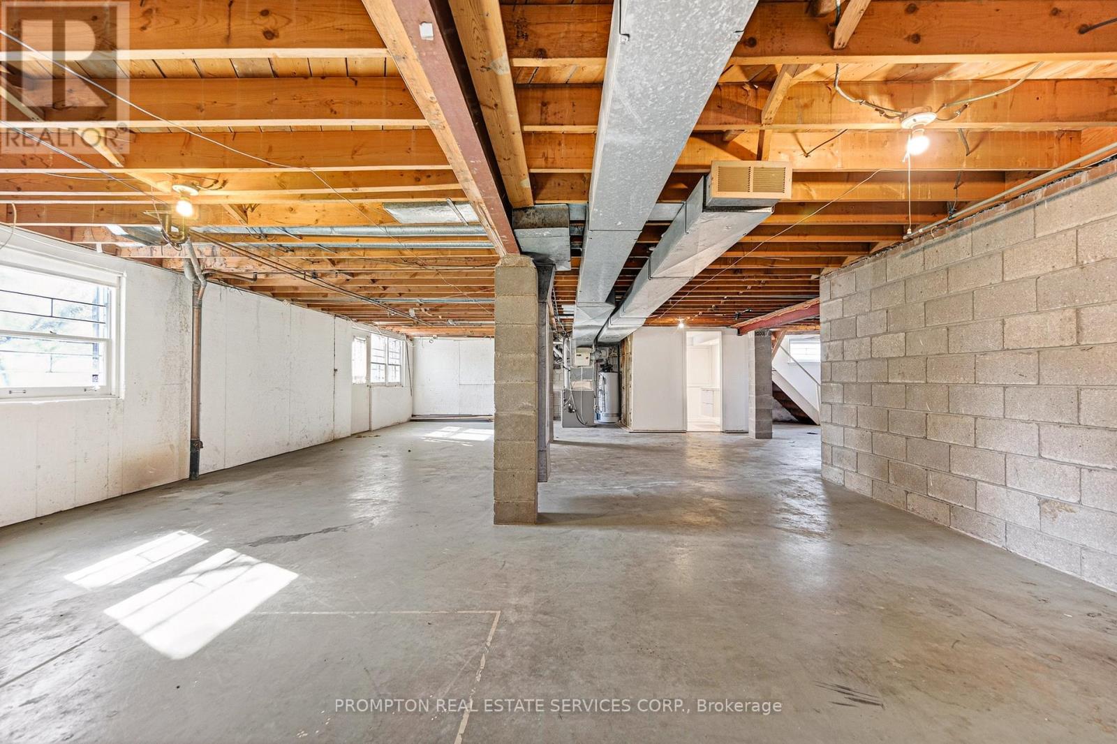 81 Maxome Avenue, Toronto, Ontario  M2M 3K2 - Photo 18 - C13005014