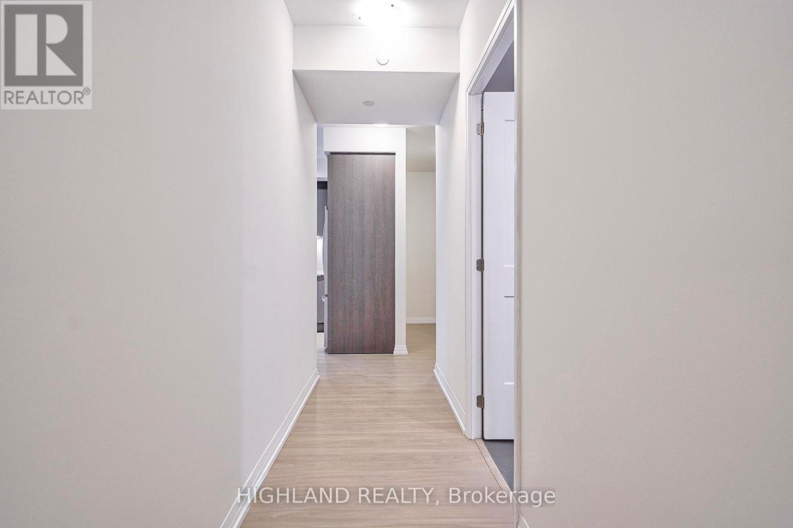 1612 - 50 Dunfield Avenue, Toronto, Ontario  M4S 0E4 - Photo 2 - C13005016