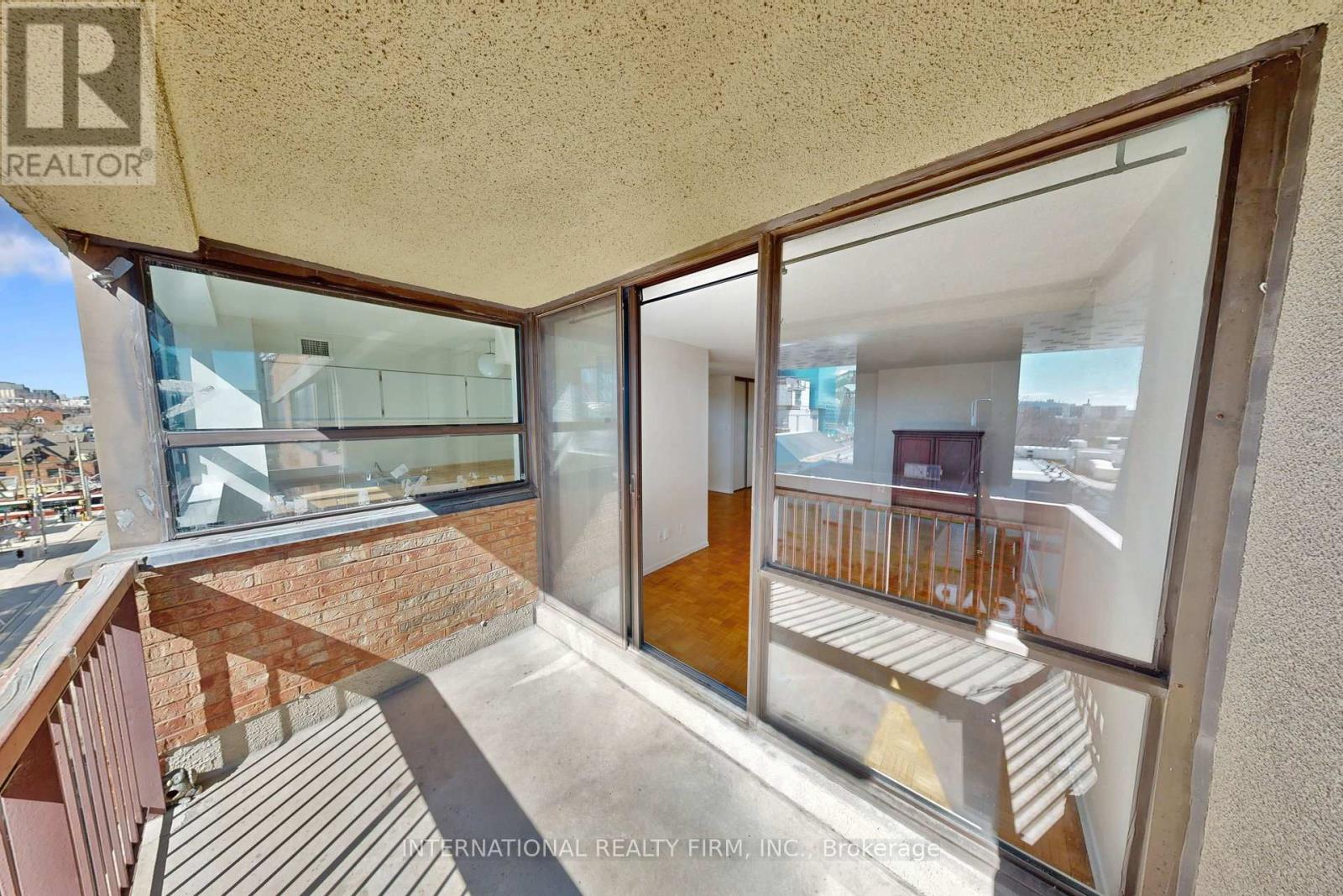 715 - 89 Mccaul Street, Toronto, Ontario  M5T 2X3 - Photo 21 - C13005078